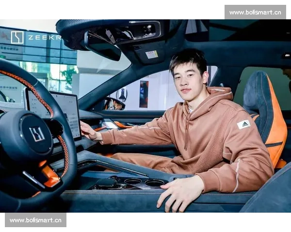 潘展乐领航中国泳坛新时代的拼搏精神与青春力量与世界舞台梦想征程 - 副本 - 副本