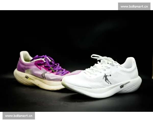 碳板跑鞋技术革新与竞速表现全面解析指南及训练选择策略深度剖析 - 副本 - 副本